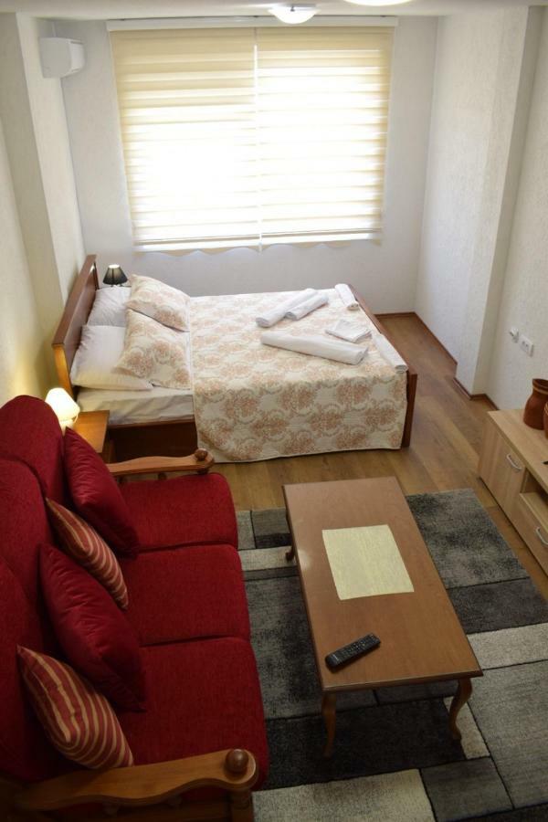 Apartmani 23 Novi Pazar Exterior photo